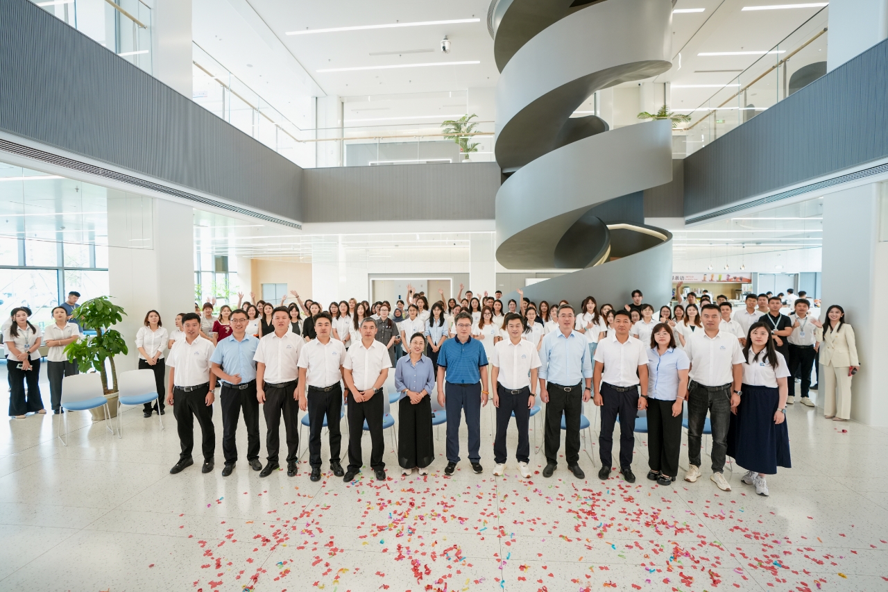 UED在线医疗与正大集团蜂采优选战略合作